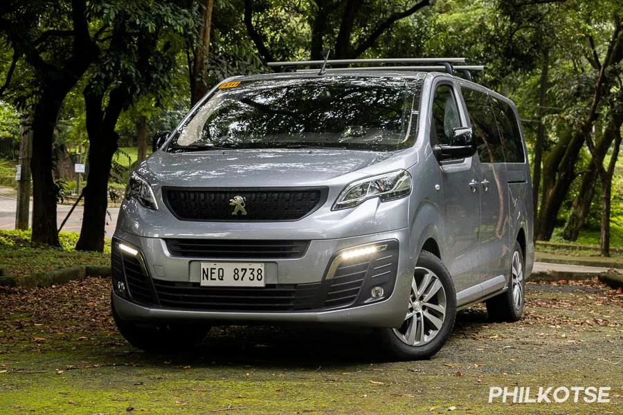 A picture of the Peugeot Traveller