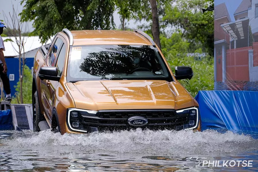 Ford Ranger front view