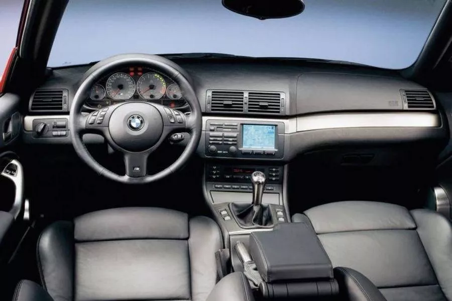 Inside, the E46 M3 had a well-arranged, but rather simple-looking interior A picture of the E46 M3