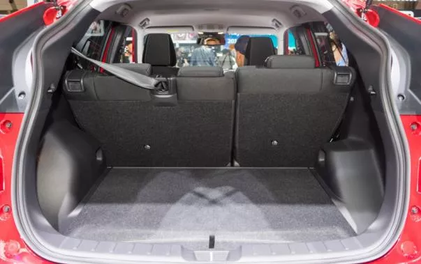 Mitsubishi Eclipse Cross luggage trunk
