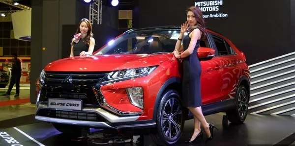 Mitsubishi Eclipse Cross 2018 display at Singapore Motor Show