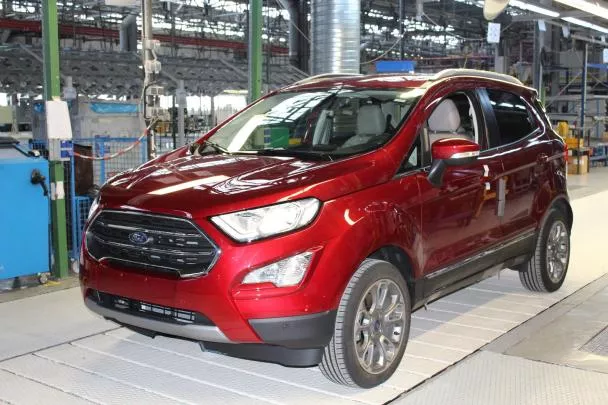 Red Ford EcoSport 2018 in factory