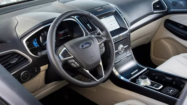 Ford Edge 2019 Titanium Elite Package dashboard