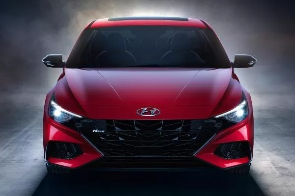 Hyundai Elantra N-Line red