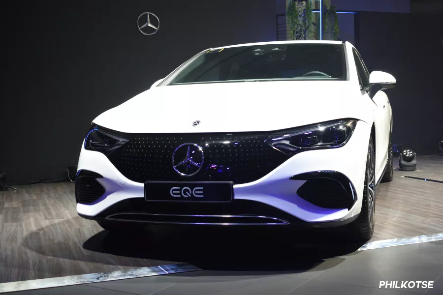 Mercedes-Benz EQE 300