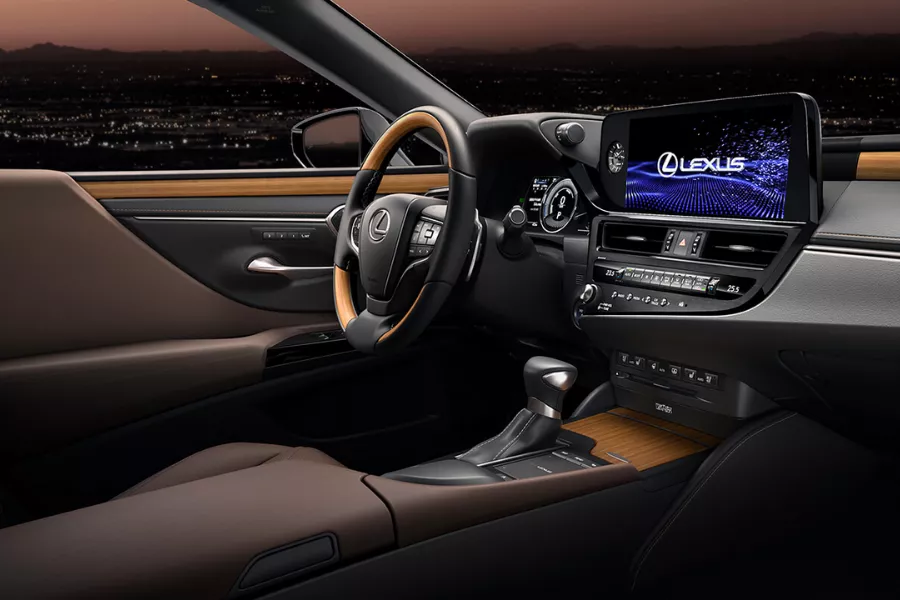 A picture of the Lexus 300h's interior