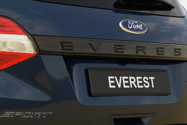 Ford Everest Sport rear