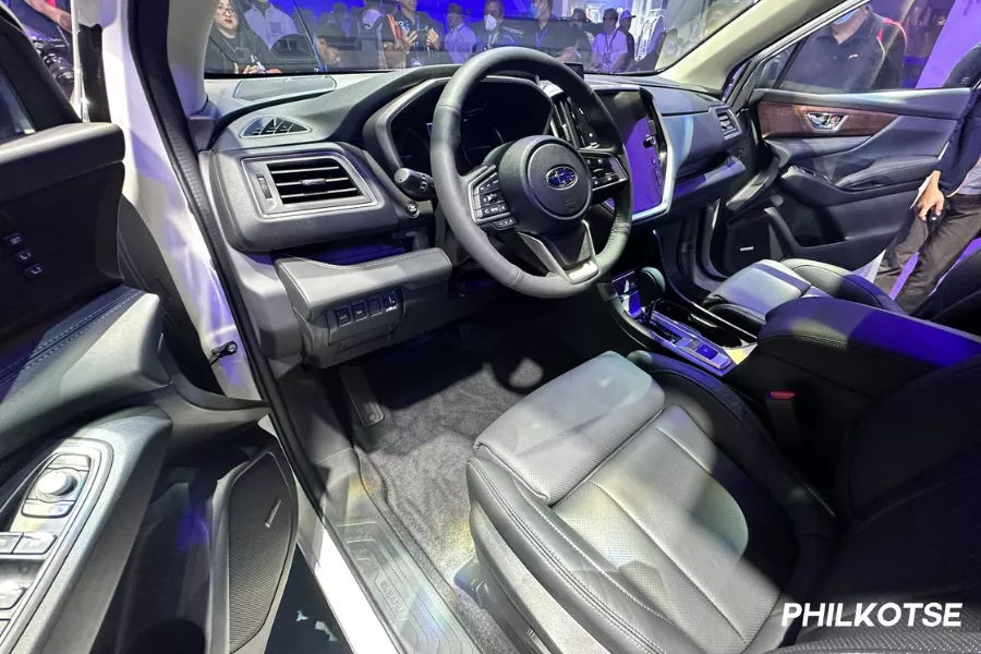 A peek inside the facelifted 2023 Evoltis 2023 Subaru Evoltis front cabin.