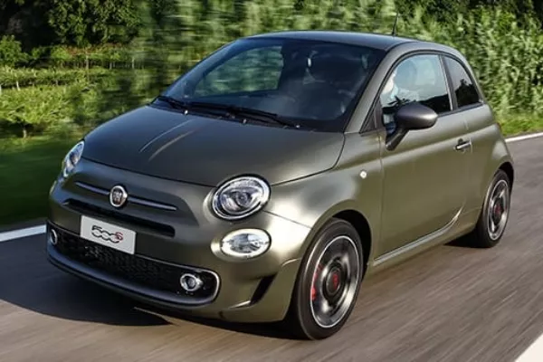 Fiat 500 on the road