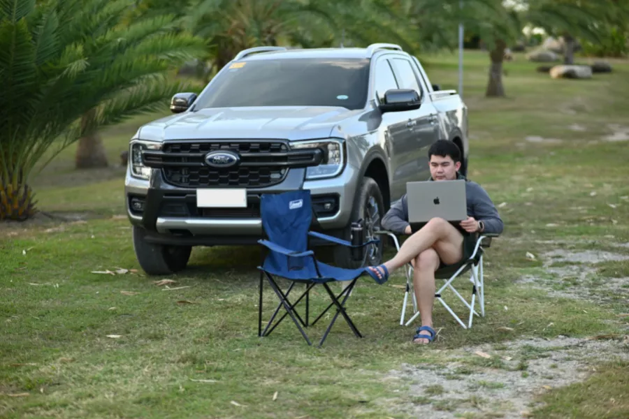 Ford Ranger front view