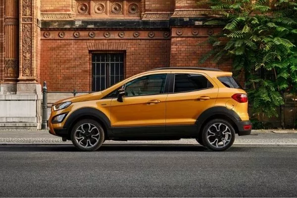 Ford EcoSport Active side view