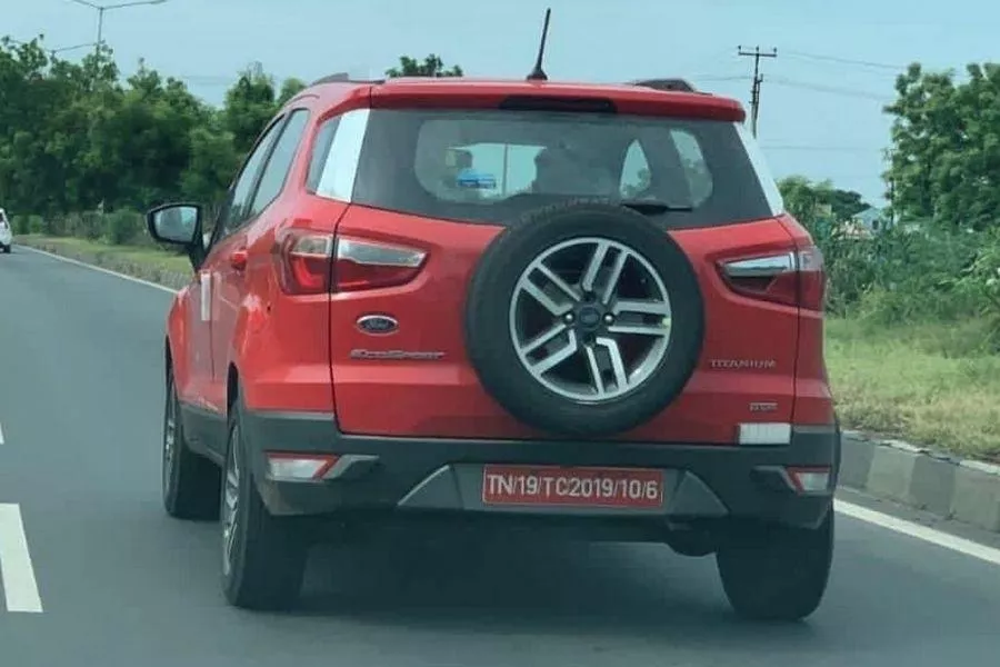 2022 Ford EcoSport rear view