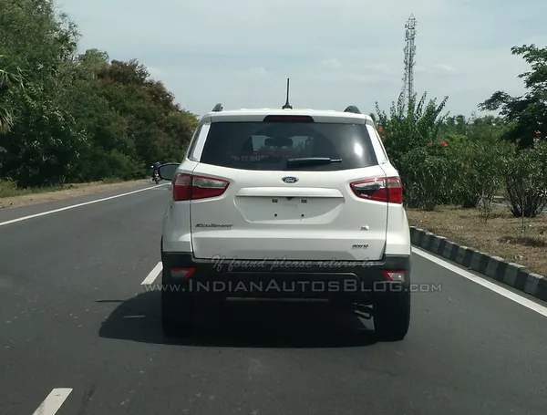 rear of the Ford EcoSport SE 4WD 2018