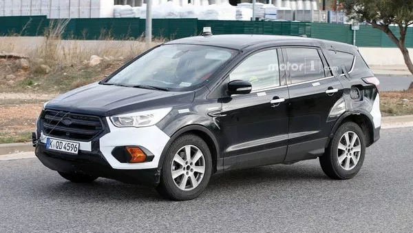 Ford Escape 2020 spy shot angular front