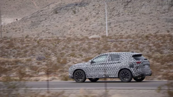 Alleged Ford Escape 2019 side view