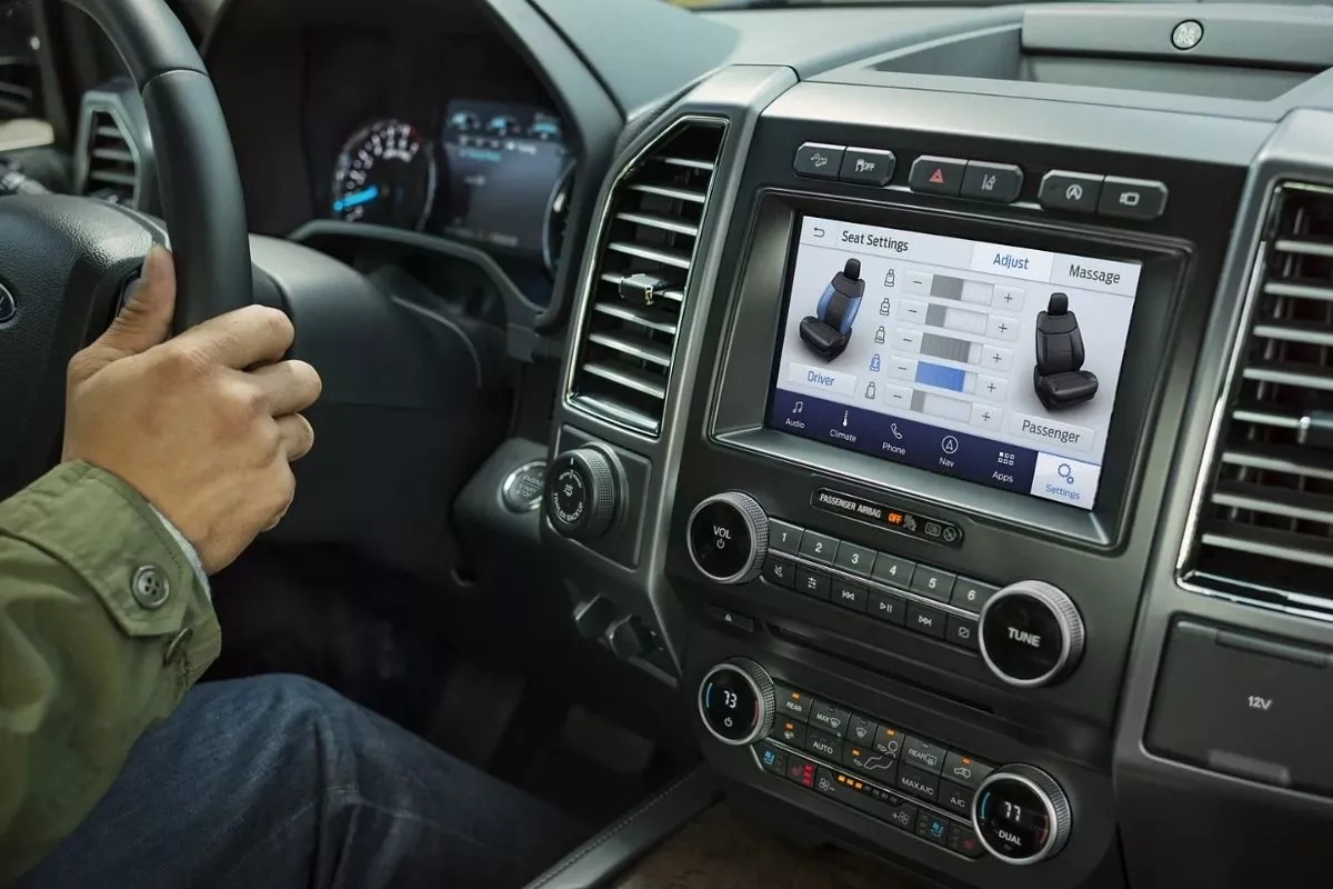 Ford Expedition 8-inch screen