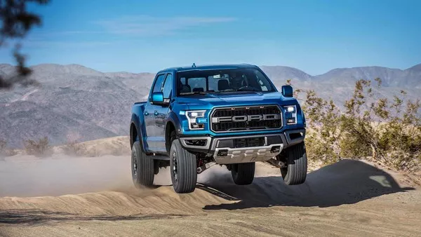 Ford F-150 Raptor 2019 on the road