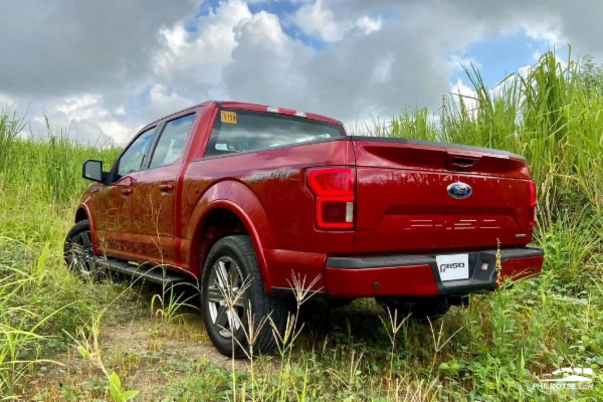 A picture of the rear of the F-150 Lariat