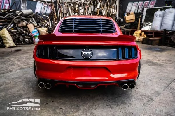 Ford Mustang GT rear