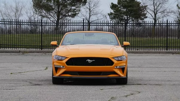 Ford Mustang GT convertible 2018 front view