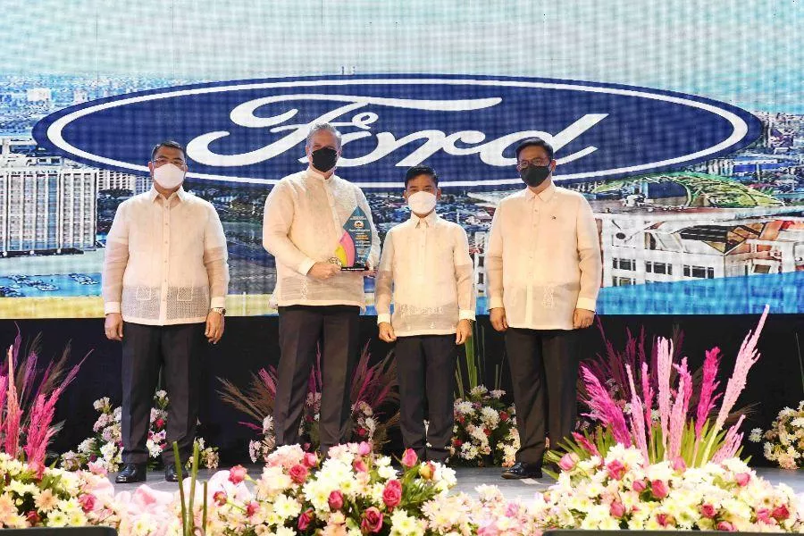 Muntinlupa City officials with Ford Philippines