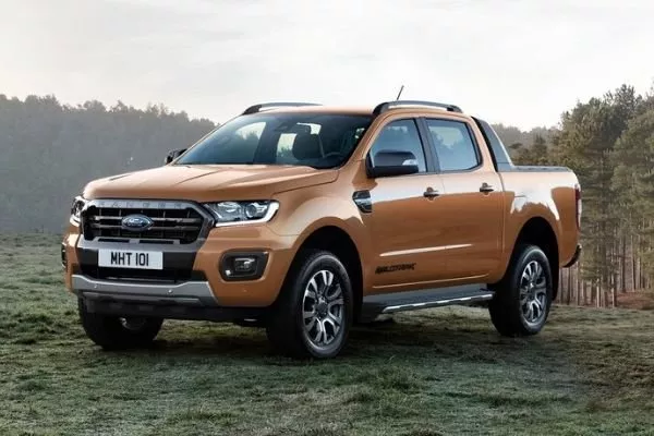 A picture of the Ford Ranger Wildtrak parked in the wilderness