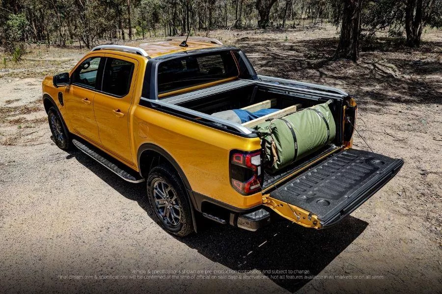 Ford Ranger cargo