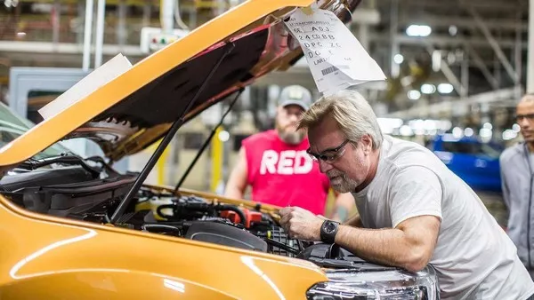 checking the Ford Ranger 2019 