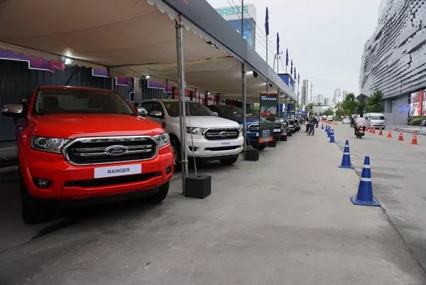 Line-up of the Ford Ranger 2019 in Thai garage