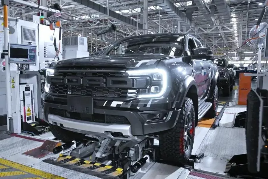 Ford Ranger Raptor front view