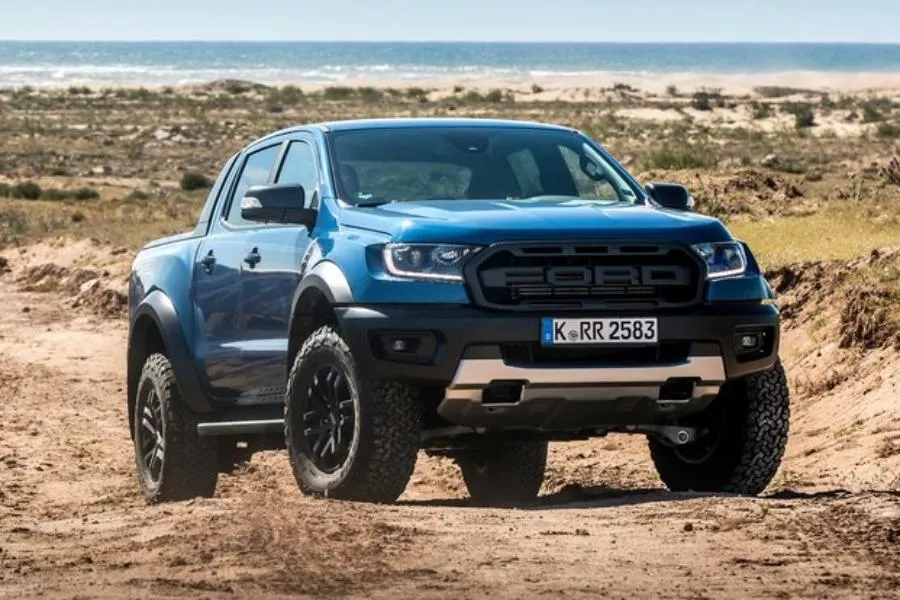 A picture of the Ford Ranger Raptor in the desert.