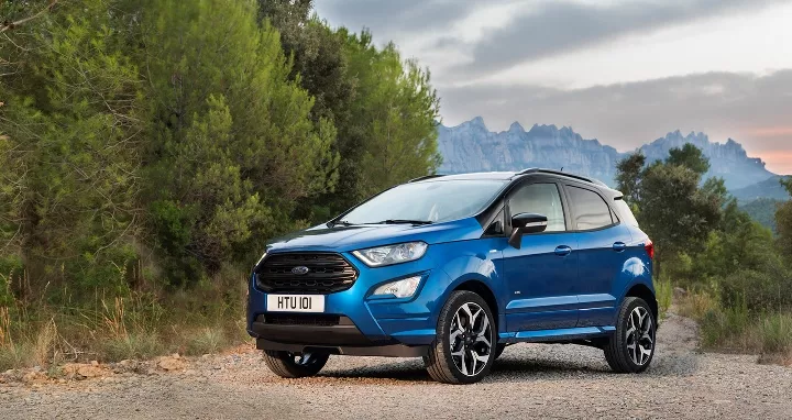 A blue 2018 Ford EcoSport angular front view