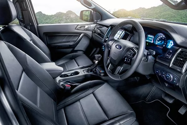 Ford Everest 2019 front seat deco