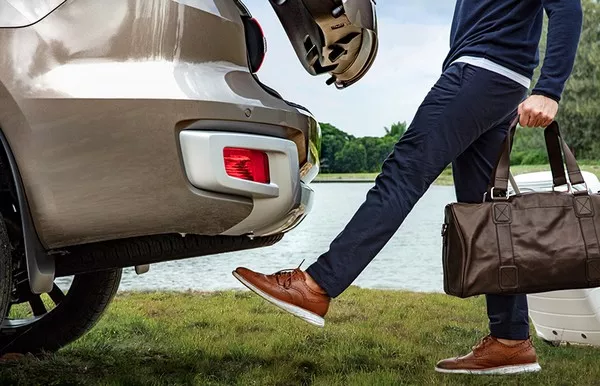 Ford Everest 2019 foot-activated power