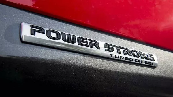 Everage fuel consumption of the F-150 diesel is estimated to be around 12.7km/L Ford F-150 2018 power stroke turbo diesel badge