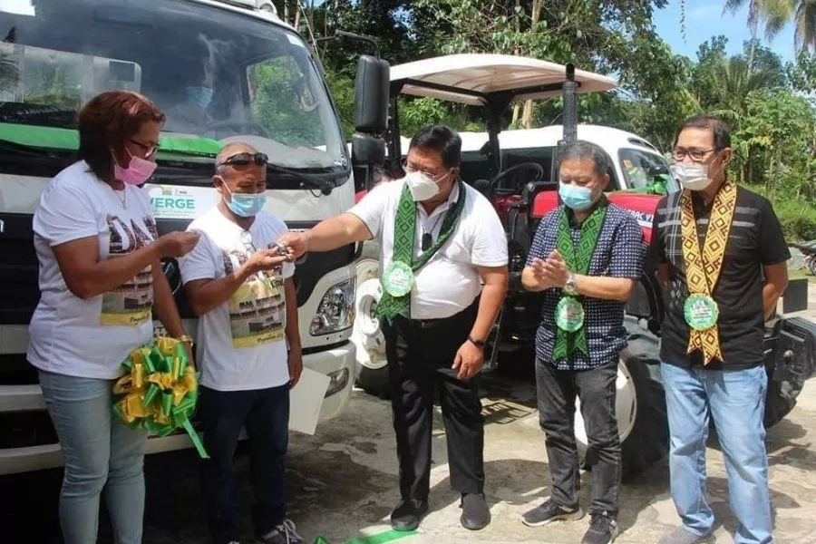 Foton Motor Philippines turn over ceremony DAR 9 Region