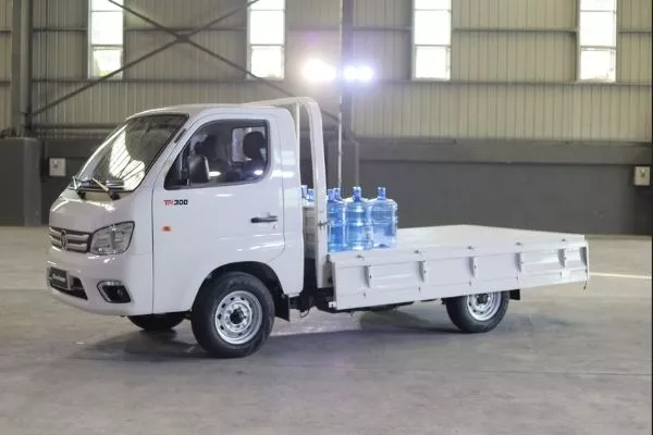 Foton Gratour TM300 Dropside front view