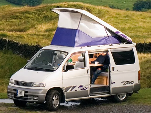 Mazda Bongo Friendee on the Road