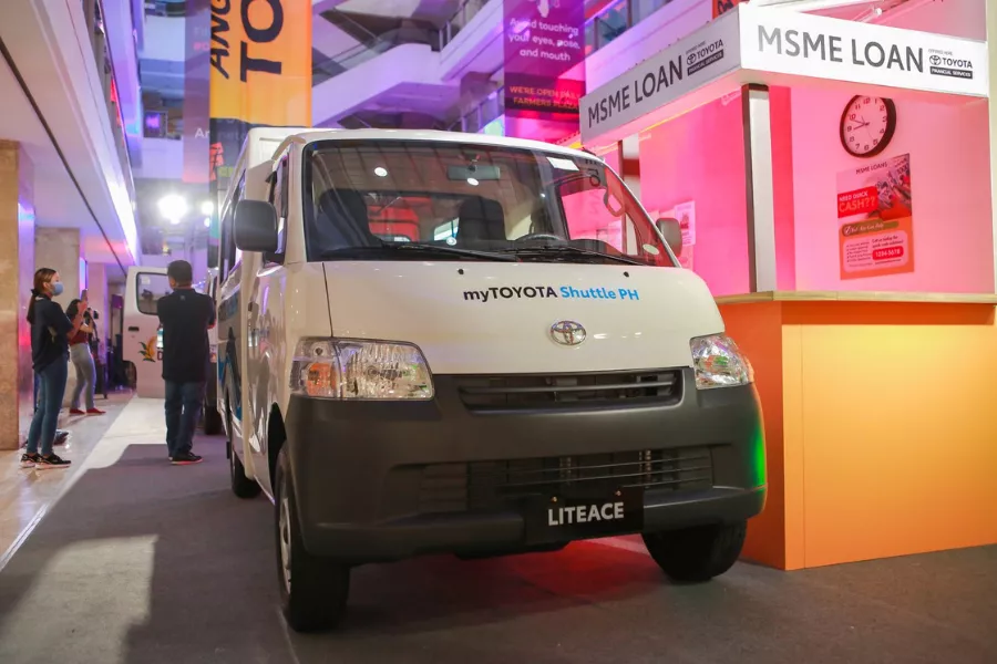 A picture of the front of the Toyota Lite Ace FX