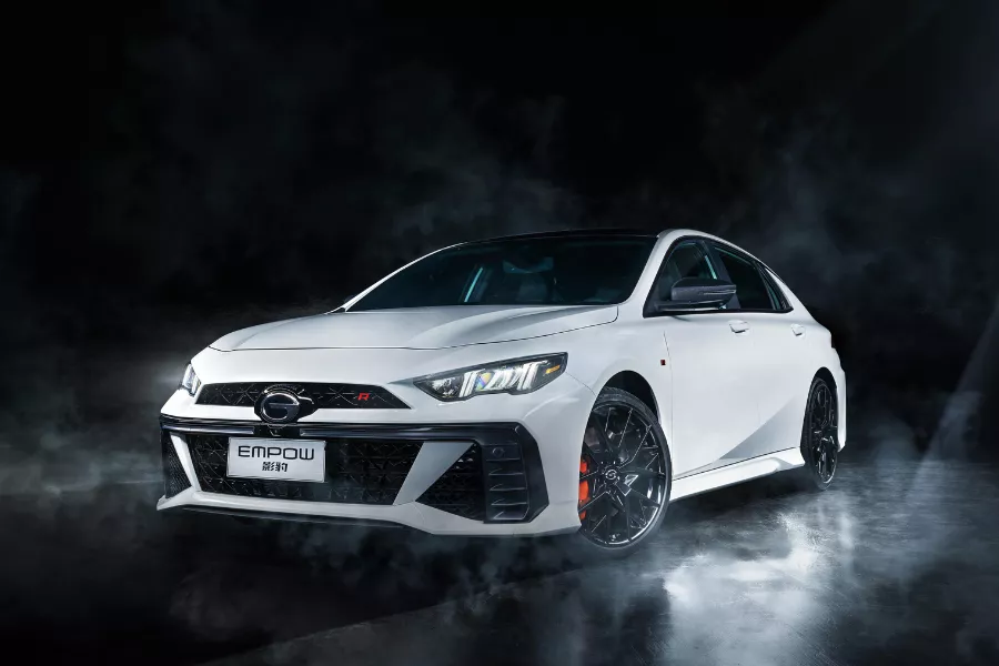 GAC Empow R front view