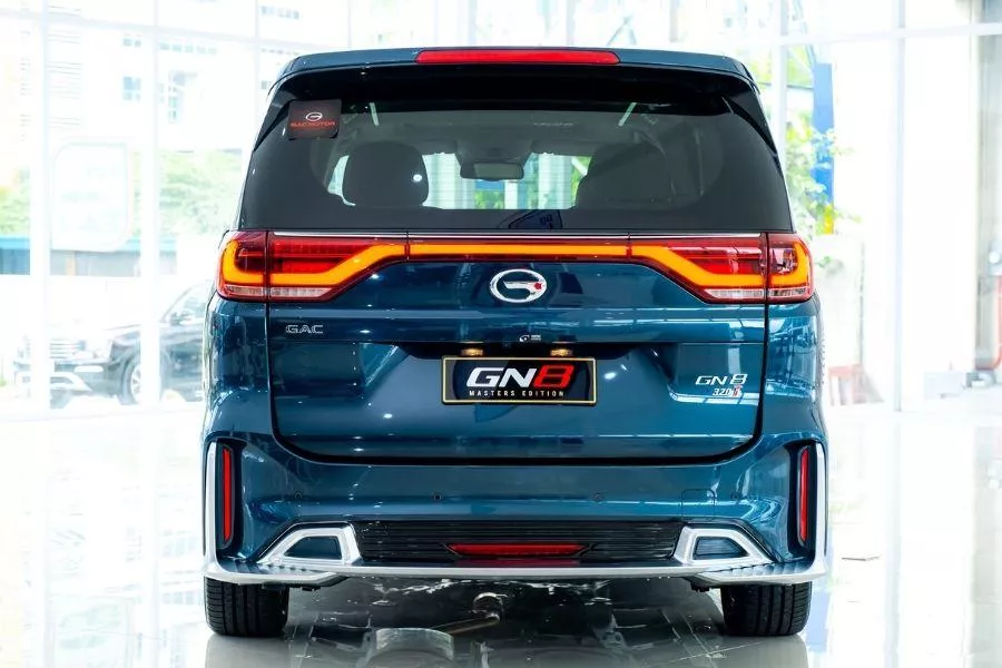 GAC GN8 rear view