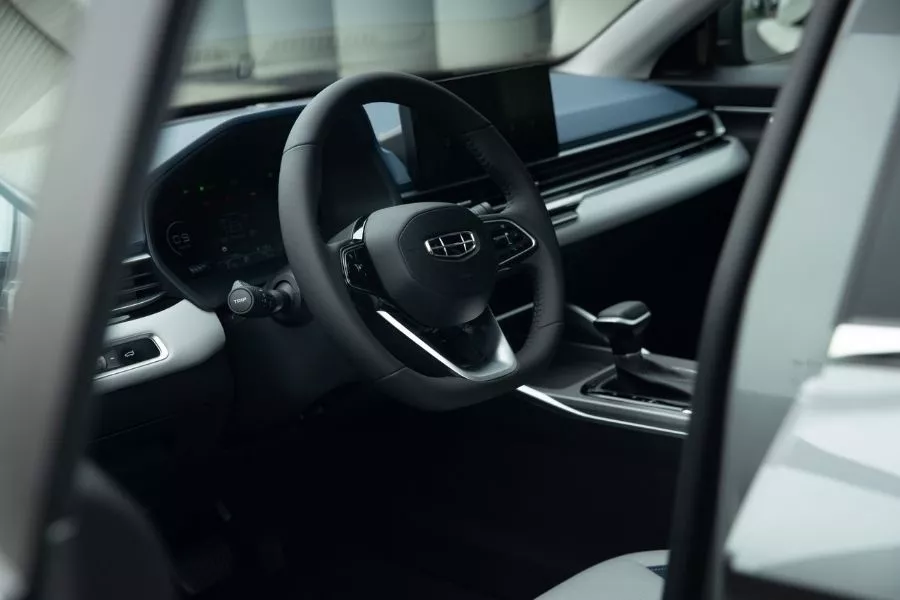 Fourth-gen Geely Emgrand interior view