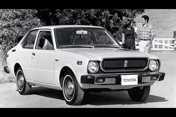 The third-generation Corolla addressed increasingly stringent emissions standards Gen 3 Toyota Corolla