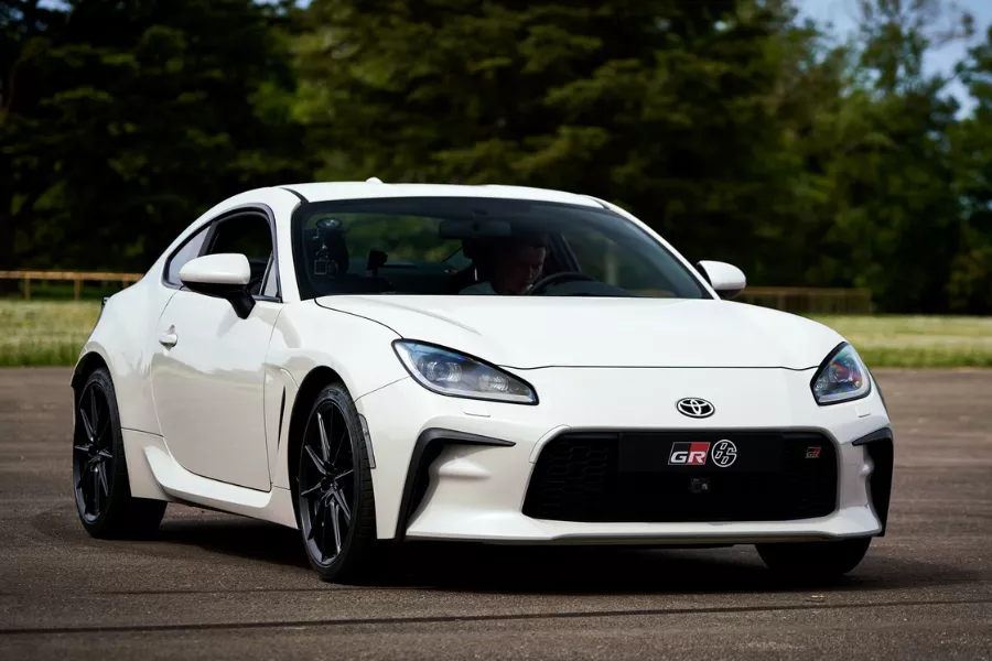 A picture of a white-colored Toyota GR 86