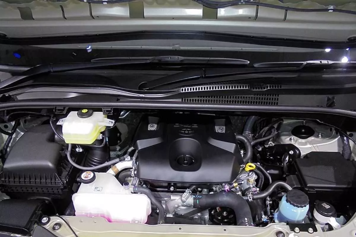 A picture of the Hiace's engine