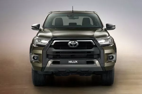 Hilux front