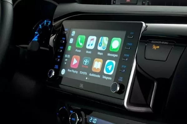 Hilux touchscreen 