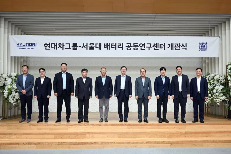 HMG and SNU executives 