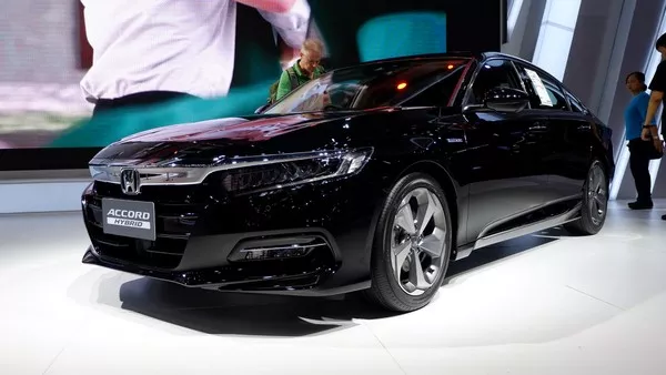 Honda Accord 2019 angular front