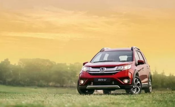 Honda BR-V angular front